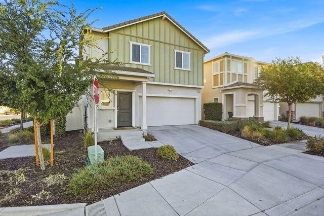 3742 Roseparke Way, Sacramento, CA 95834