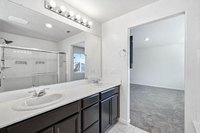 3742 Roseparke Way, Sacramento, CA 95834