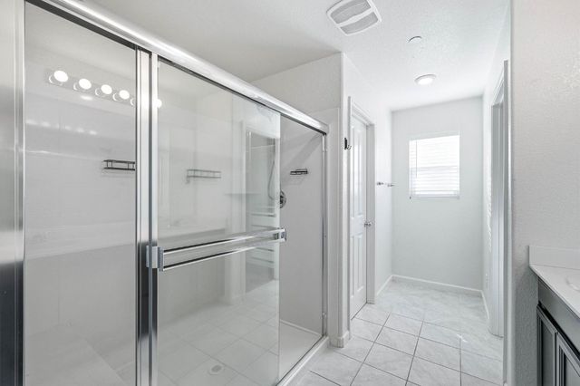 3742 Roseparke Way, Sacramento, CA 95834