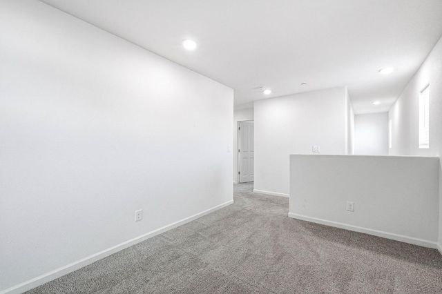 3742 Roseparke Way, Sacramento, CA 95834