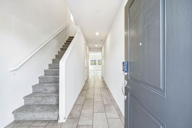 3742 Roseparke Way, Sacramento, CA 95834