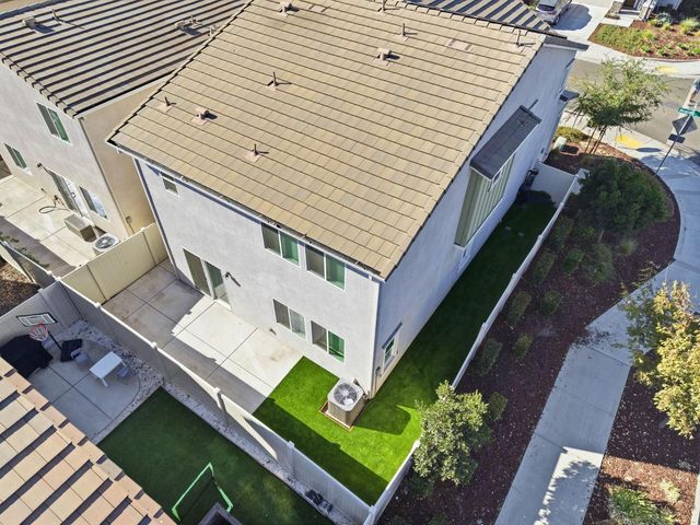 3742 Roseparke Way, Sacramento, CA 95834