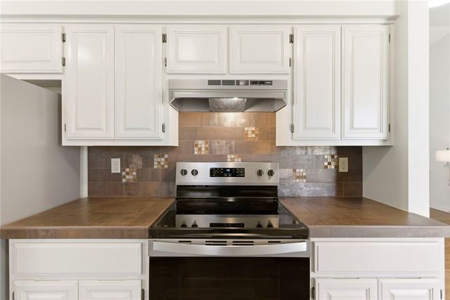 3 Kensington Drive, Bella Vista, AR 72715