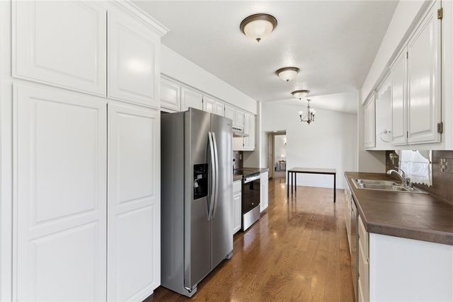 3 Kensington Drive, Bella Vista, AR 72715