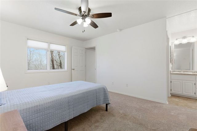 3 Kensington Drive, Bella Vista, AR 72715