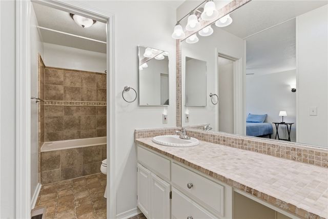 3 Kensington Drive, Bella Vista, AR 72715