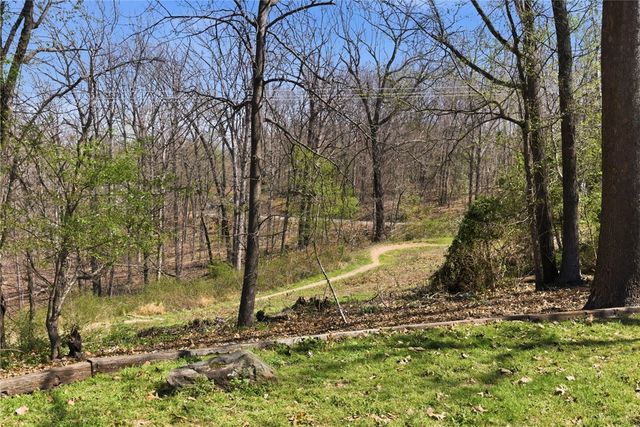 3 Kensington Drive, Bella Vista, AR 72715