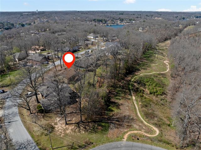 3 Kensington Drive, Bella Vista, AR 72715