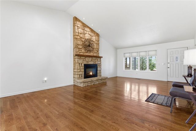 3 Kensington Drive, Bella Vista, AR 72715