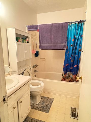 414 SUMMIT ST, Harrisonburg, VA 22801