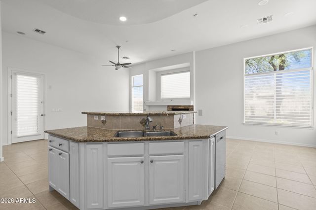 5892 E EVENING GLOW Drive, Scottsdale, AZ 85266