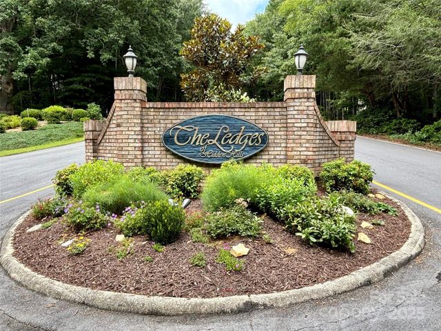 0 Sunlight Ridge Court, Hendersonville, NC 28792