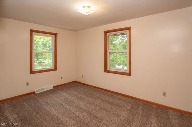 3837-3839 Beech Hill Road NW, North Canton, OH 44720