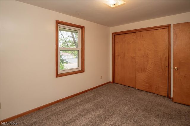 3837-3839 Beech Hill Road NW, North Canton, OH 44720