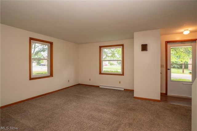 3837-3839 Beech Hill Road NW, North Canton, OH 44720
