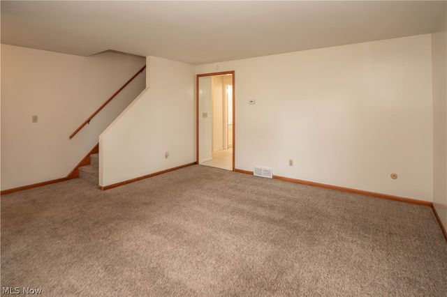 3837-3839 Beech Hill Road NW, North Canton, OH 44720