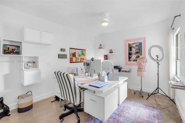 211 SW 87th Ter, Plantation, FL 33324