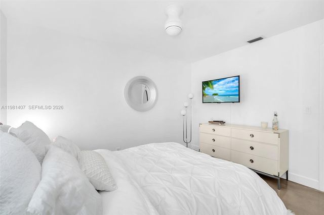 211 SW 87th Ter, Plantation, FL 33324