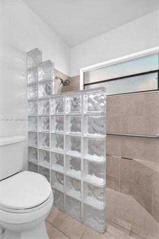 211 SW 87th Ter, Plantation, FL 33324