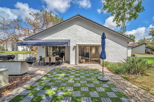 211 SW 87th Ter, Plantation, FL 33324