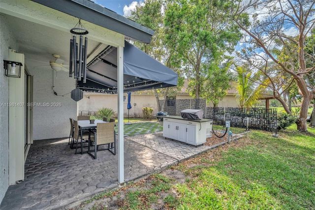 211 SW 87th Ter, Plantation, FL 33324