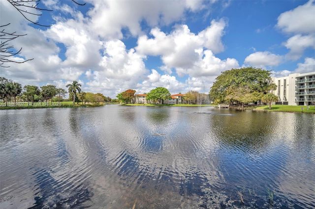 211 SW 87th Ter, Plantation, FL 33324