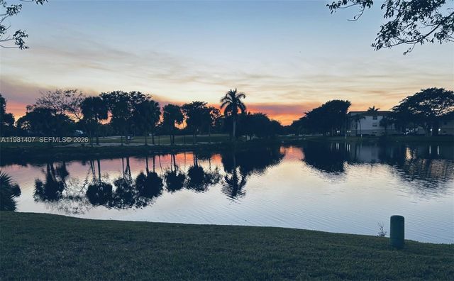 211 SW 87th Ter, Plantation, FL 33324