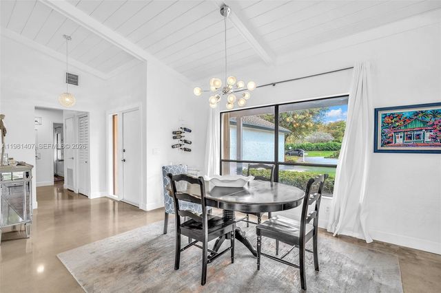 211 SW 87th Ter, Plantation, FL 33324