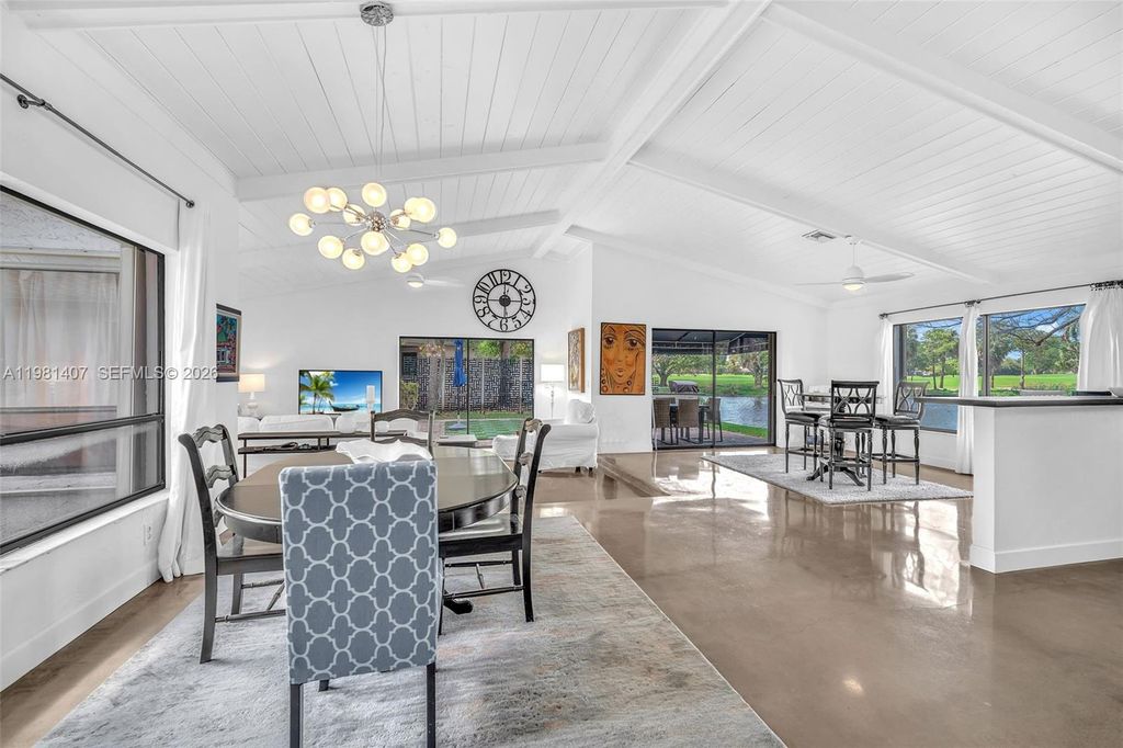 211 SW 87th Ter, Plantation, FL 33324