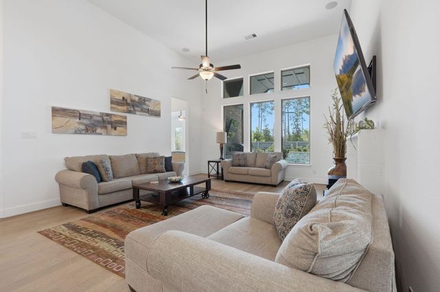 15265 Hemingway Heights Drive, Conroe, TX 77302