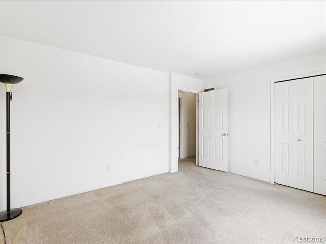 38311 Brook Drive, Sterling Heights, MI 48312