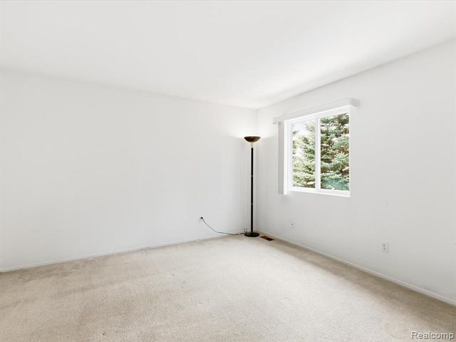 38311 Brook Drive, Sterling Heights, MI 48312