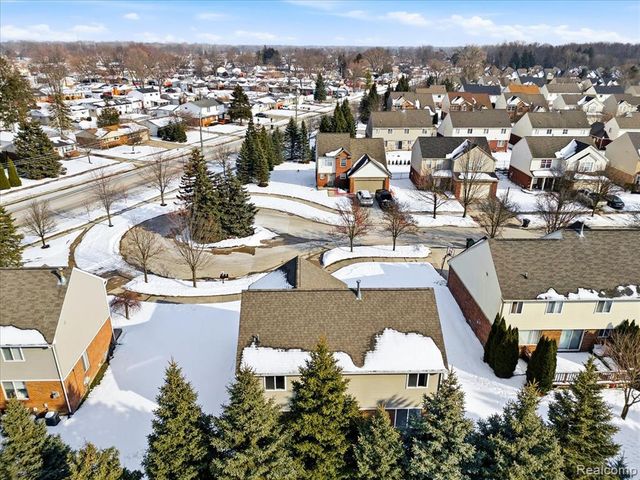 38311 Brook Drive, Sterling Heights, MI 48312