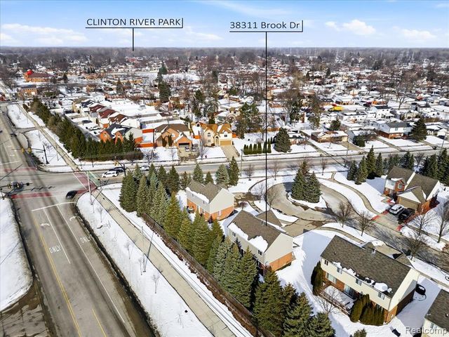 38311 Brook Drive, Sterling Heights, MI 48312