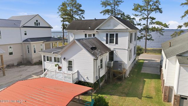655 E Water Street, Belhaven, NC 27810