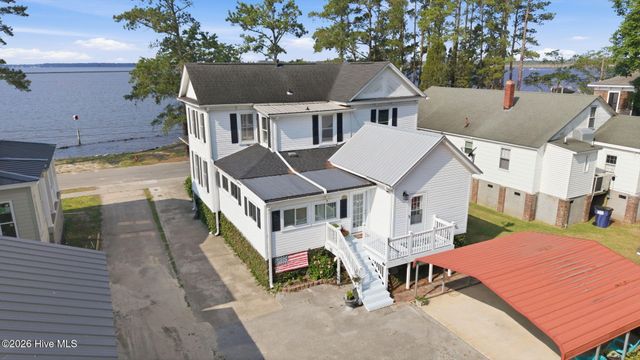 655 E Water Street, Belhaven, NC 27810