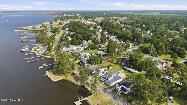 655 E Water Street, Belhaven, NC 27810