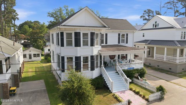 655 E Water Street, Belhaven, NC 27810