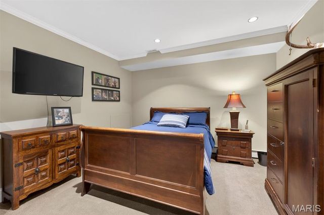 8116 University Drive, Clayton, MO 63105