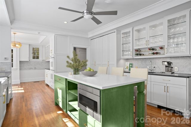 30 Cedarcliff Road, Asheville, NC 28803