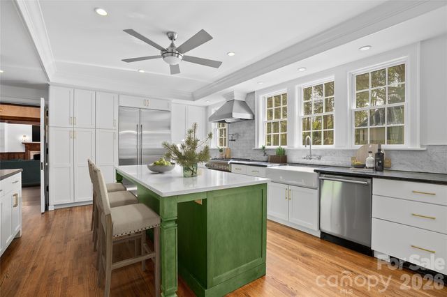 30 Cedarcliff Road, Asheville, NC 28803