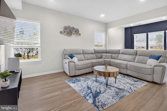 91 SUNDANCE DRIVE, Hamilton, NJ 08619