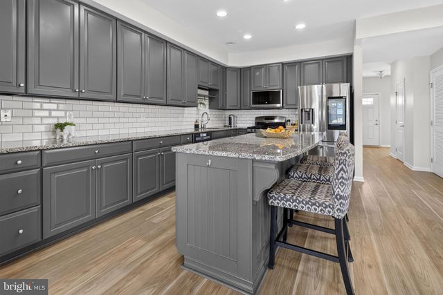 91 SUNDANCE DRIVE, Hamilton, NJ 08619