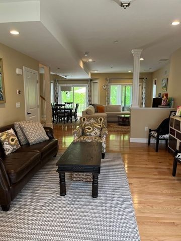 88 Indian Ridge 88, Westford, MA 01886