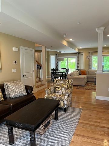 88 Indian Ridge 88, Westford, MA 01886