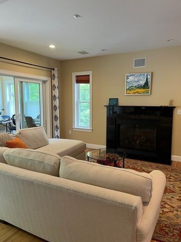 88 Indian Ridge 88, Westford, MA 01886