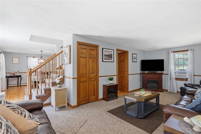 5675 Flat River Road, Coventry, RI 02827