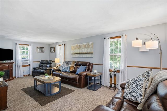 5675 Flat River Road, Coventry, RI 02827