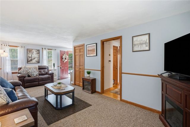 5675 Flat River Road, Coventry, RI 02827