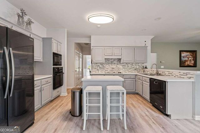 385 Oak Springs Drive, Lawrenceville, GA 30043